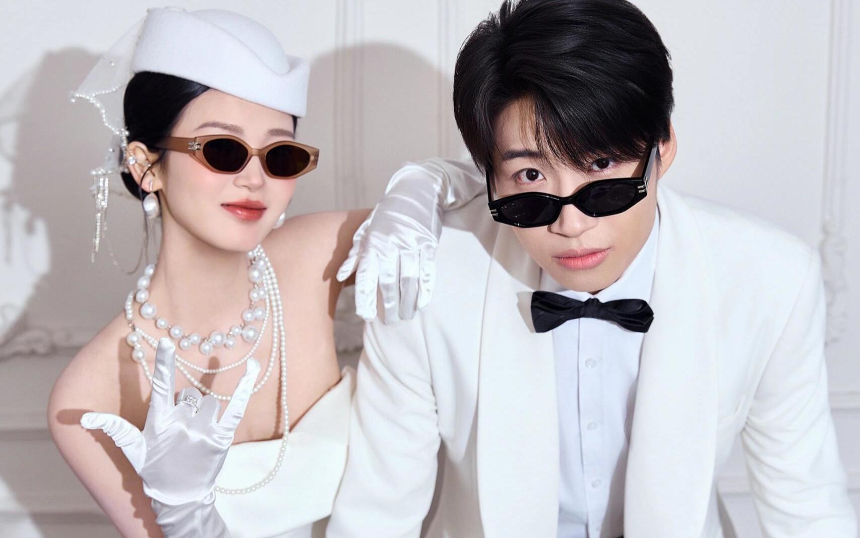 就喜歡這樣小眾的婚紗照風(fēng)格?? 