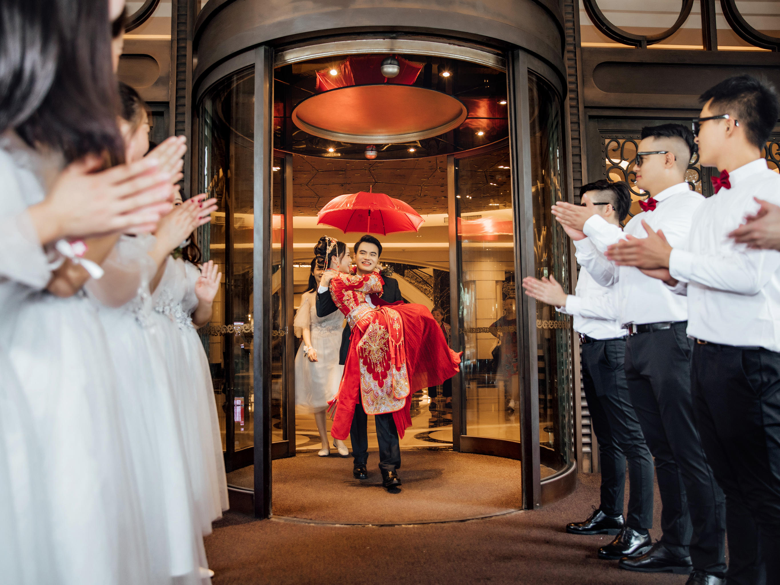 【超值搭配】  一位摄影师+即影即有