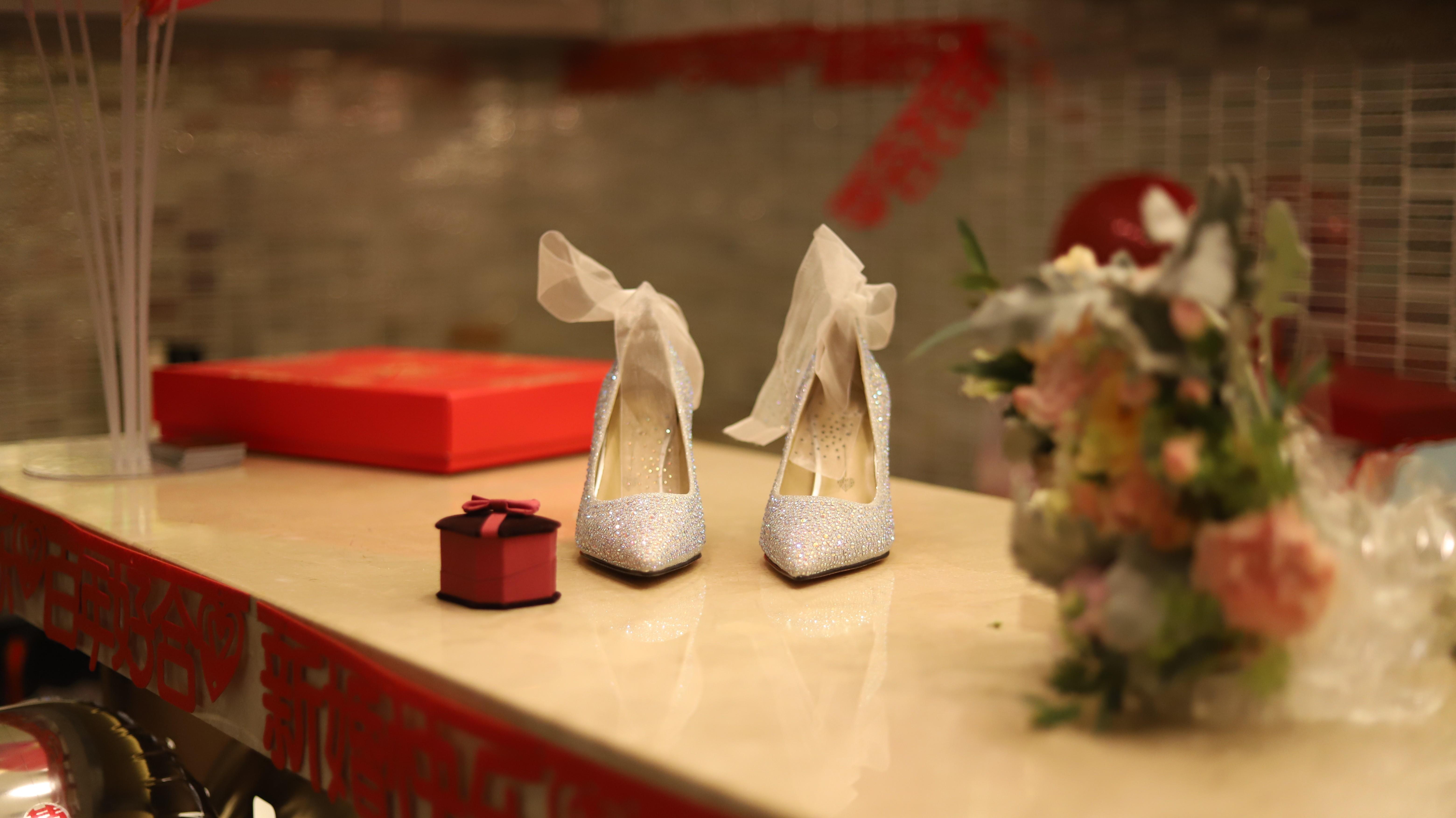 《红馆新娘》首席级化妆师----颖儿老师