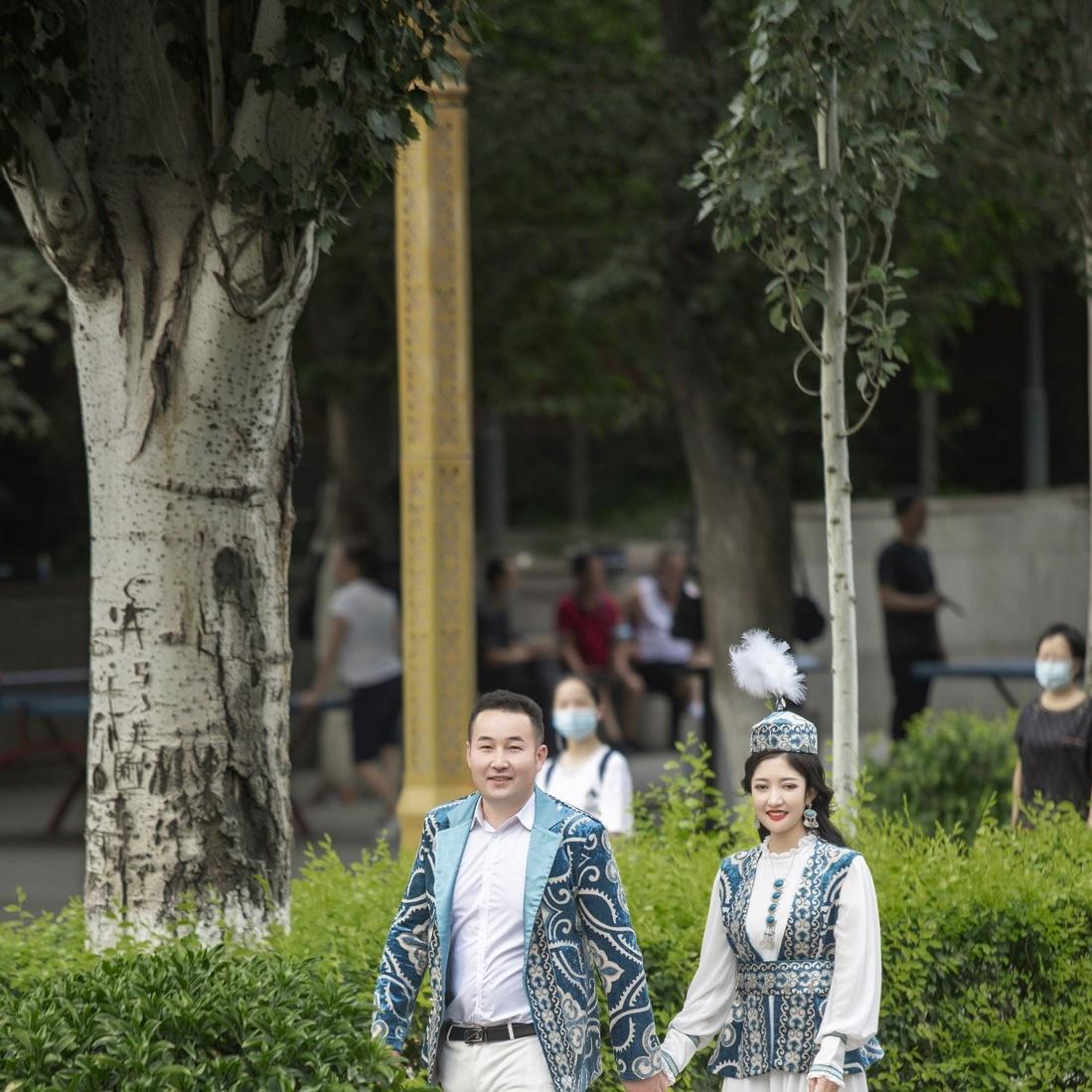 美到出圈，不可错过的特色民族风婚纱照