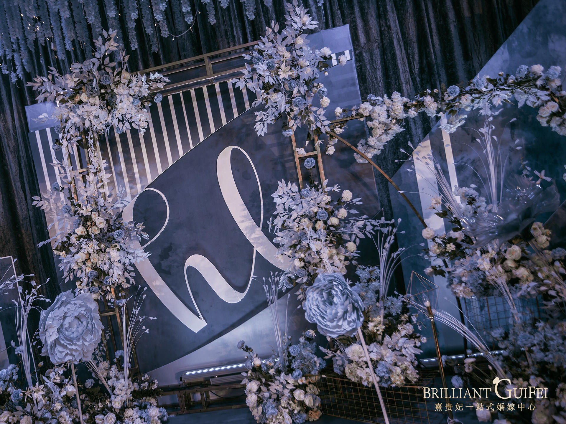 【蓝紫色光年】熹贵妃一站式婚嫁中心