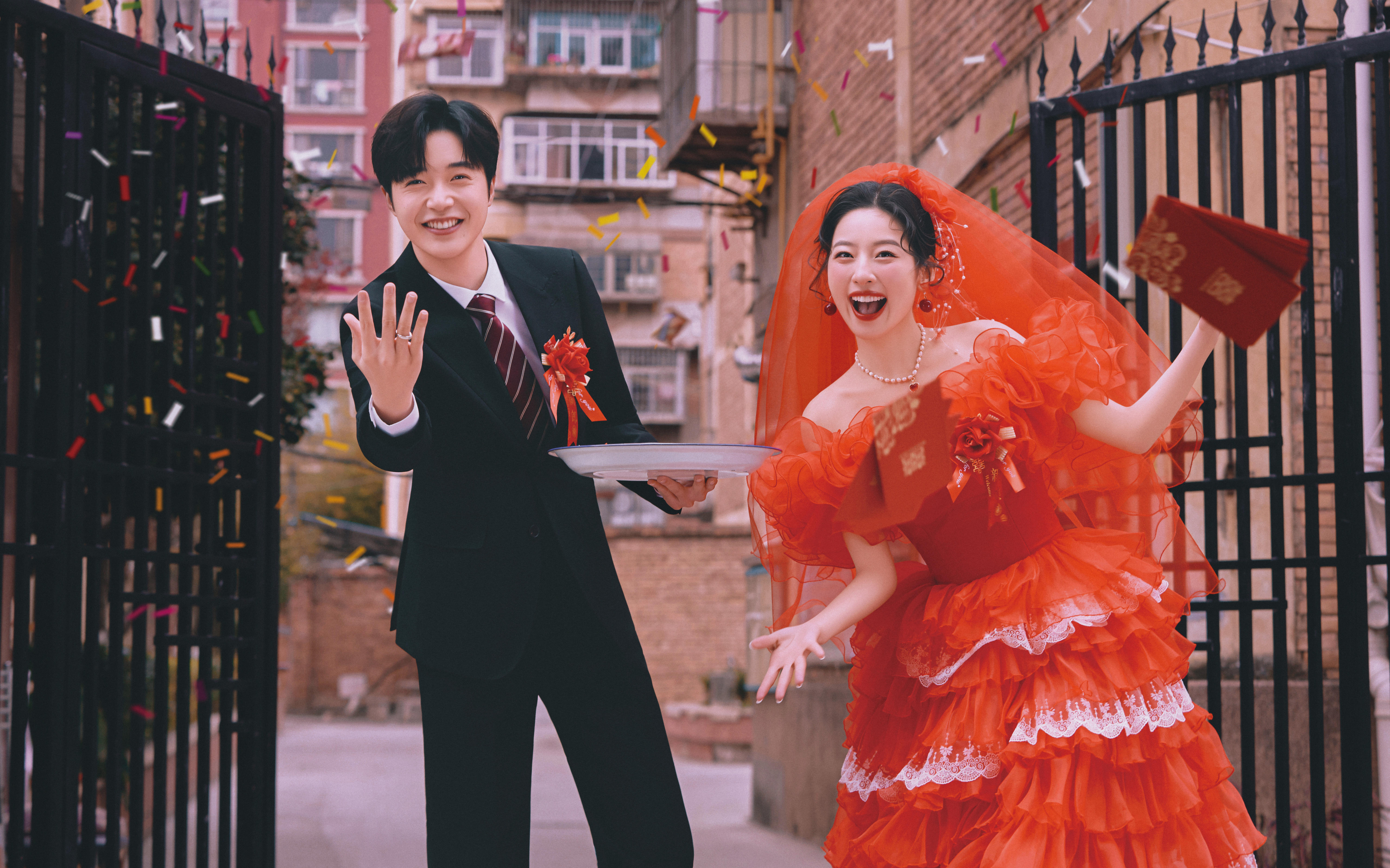 復(fù)刻80年代爸媽同款婚紗照??經(jīng)典永不過時