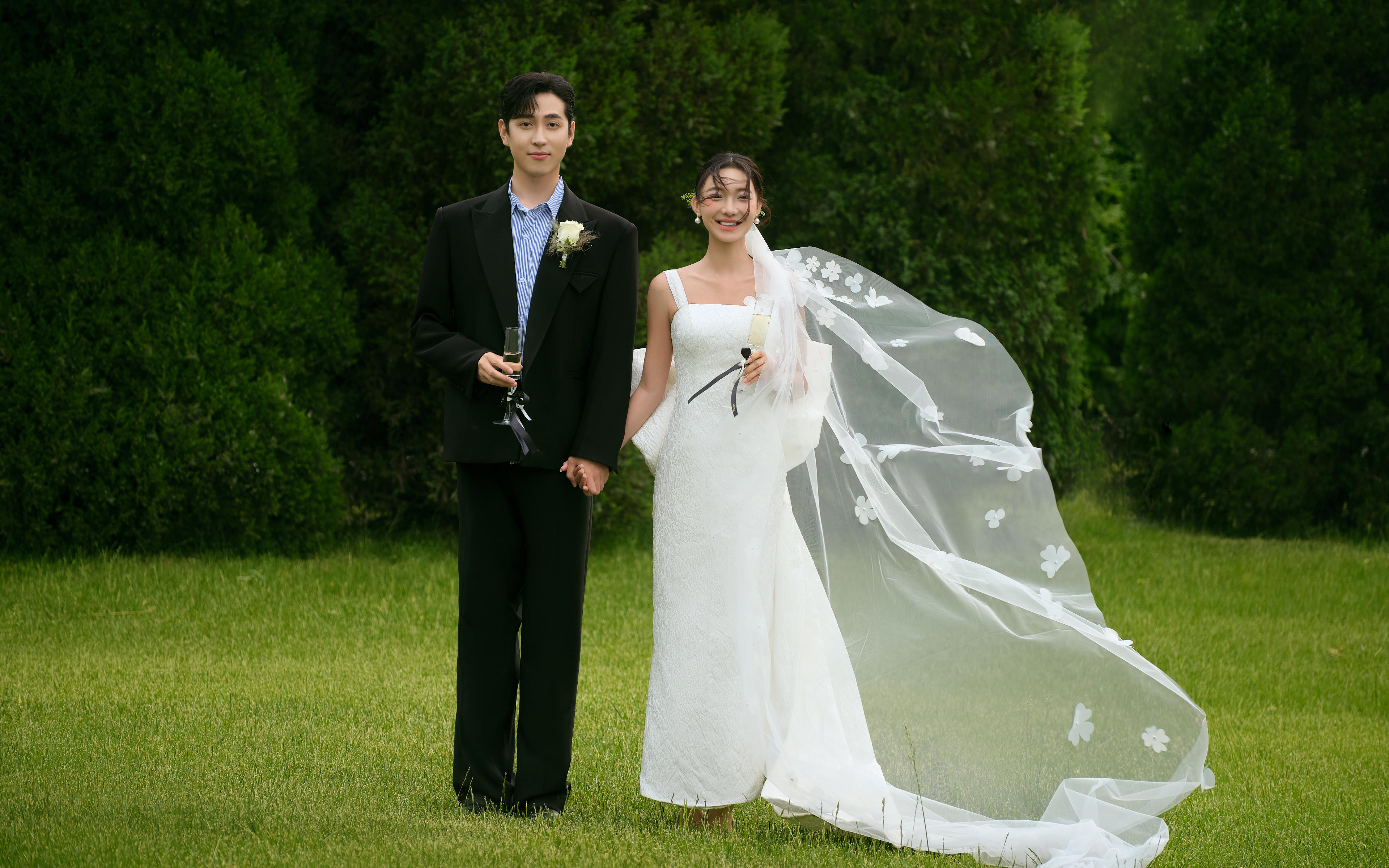 ??心動(dòng)預(yù)警，我的森系草坪婚紗照??