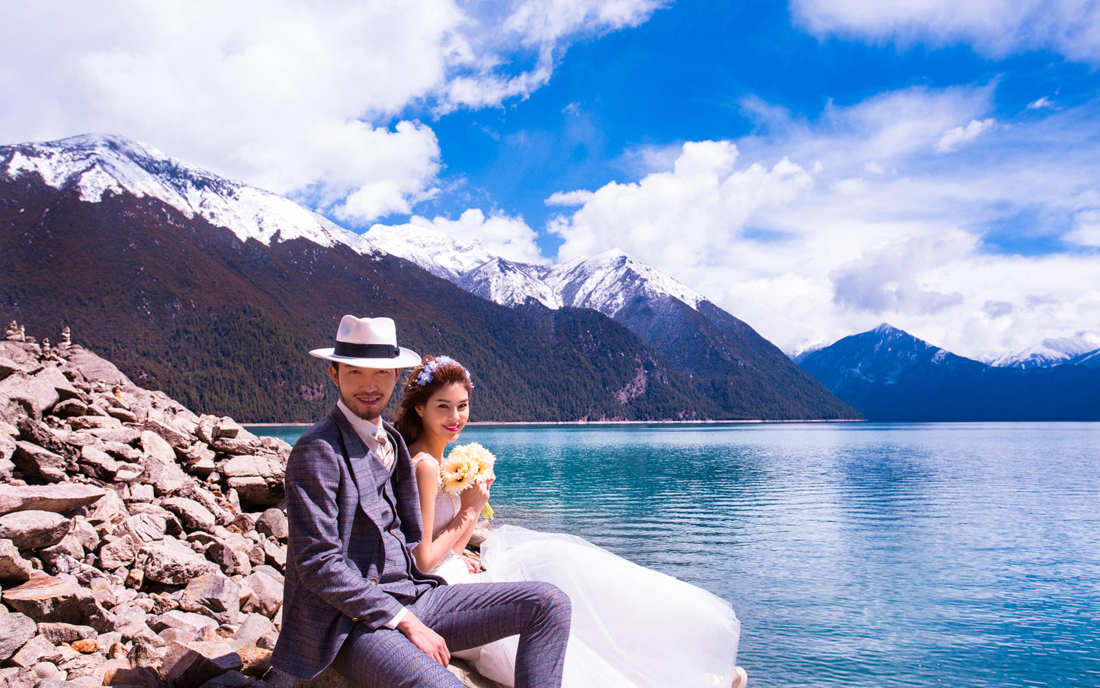 限时特价 | 圣象天门俩天旅拍婚纱照
