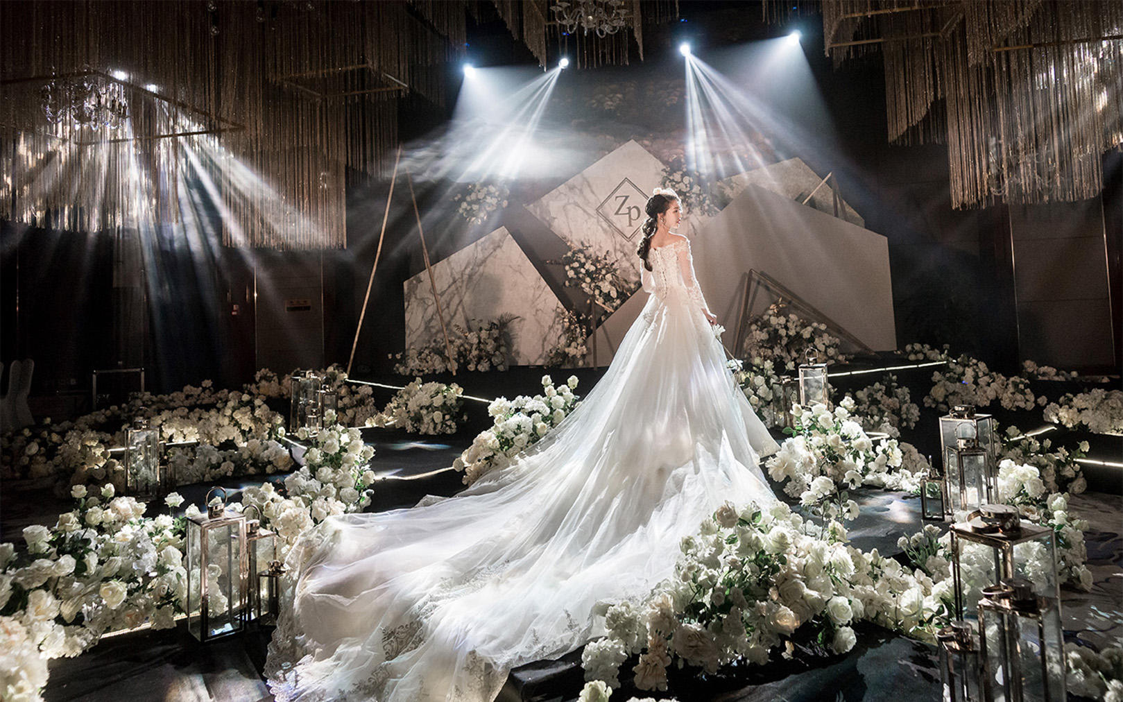 《完美黑白的演绎》SWEETLOVE婚礼定制