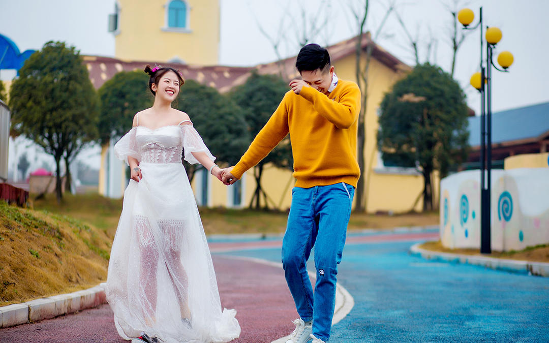 【報(bào)銷1000元機(jī)票】送住宿、接機(jī)、夜景、水晶船