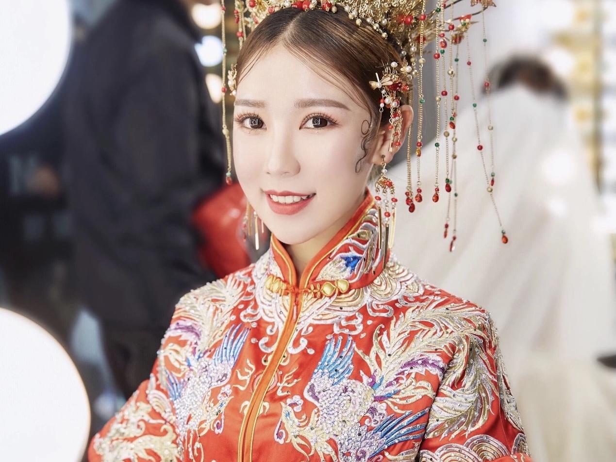 全天新娘跟妆—资深化妆师