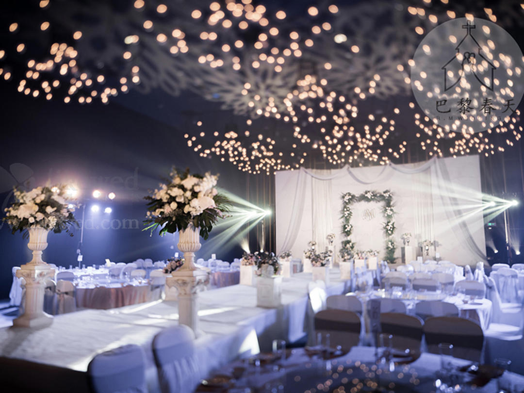 婚礼策划四大金刚化妆摄影录像主持全天跟踪服务