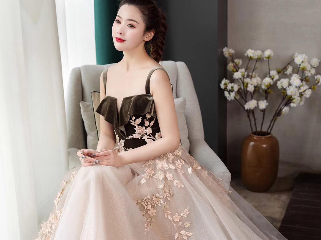 【超值租赁】4件套租赁 珍品系列婚纱