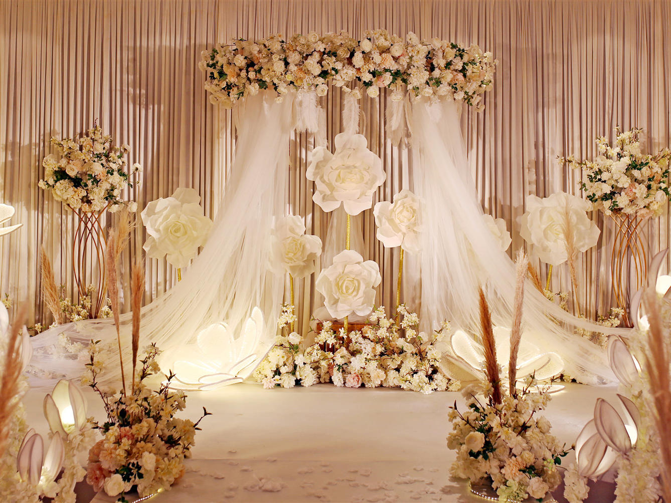 【玖月婚礼】香槟色，简约唯美婚礼，赠婚房布置