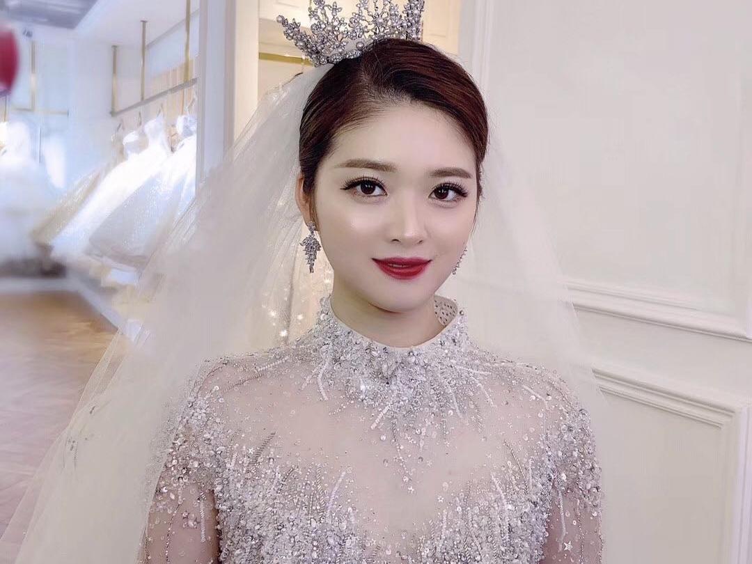 <婚纱任选档>总监跟妆|晨袍|中式|主纱|礼服