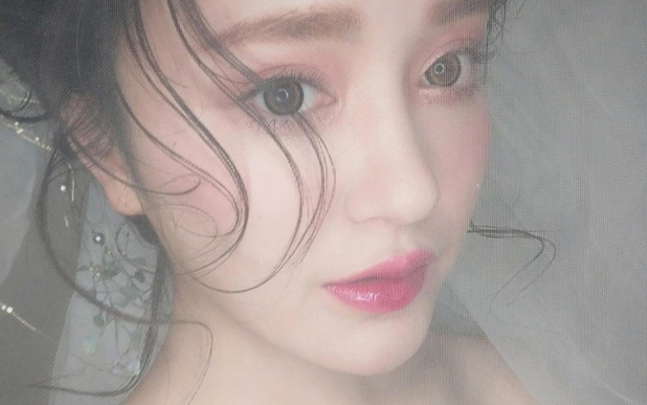 全天新娘妆 四套服装 伴娘服 伴娘妆 妈妈妆