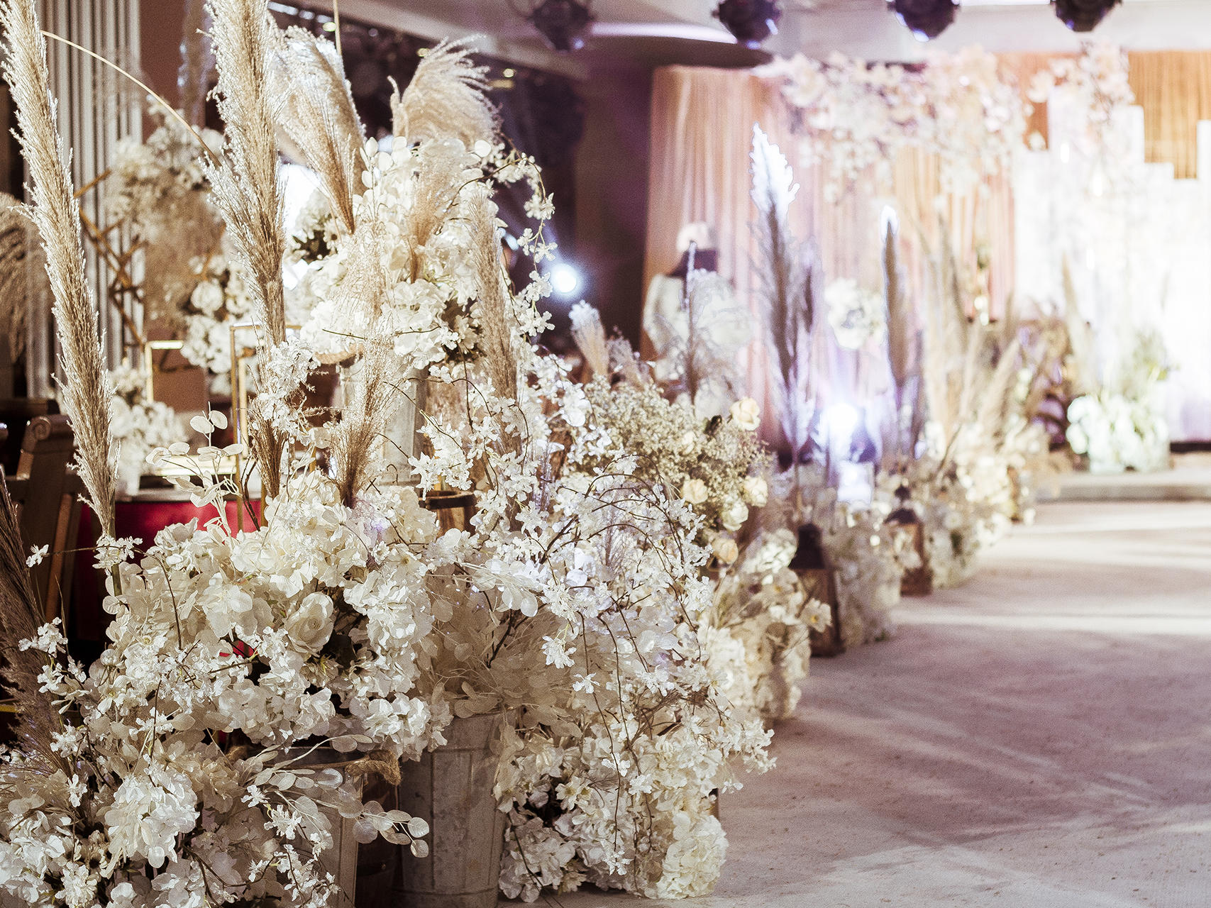 爱的真谛【香槟色主题婚礼】内含司仪摄像摄影跟妆