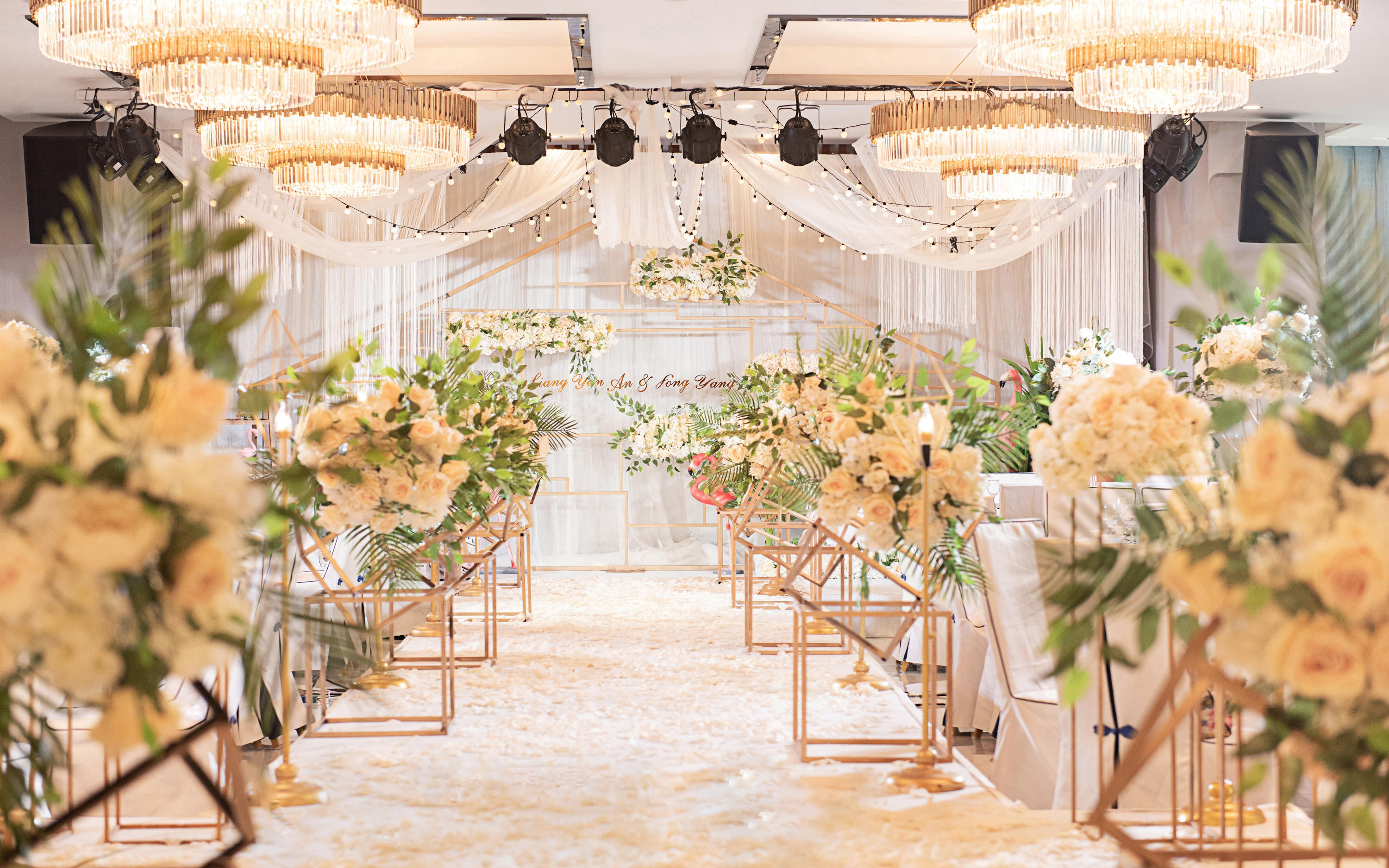 香槟金色INS风格|一路有你婚礼|