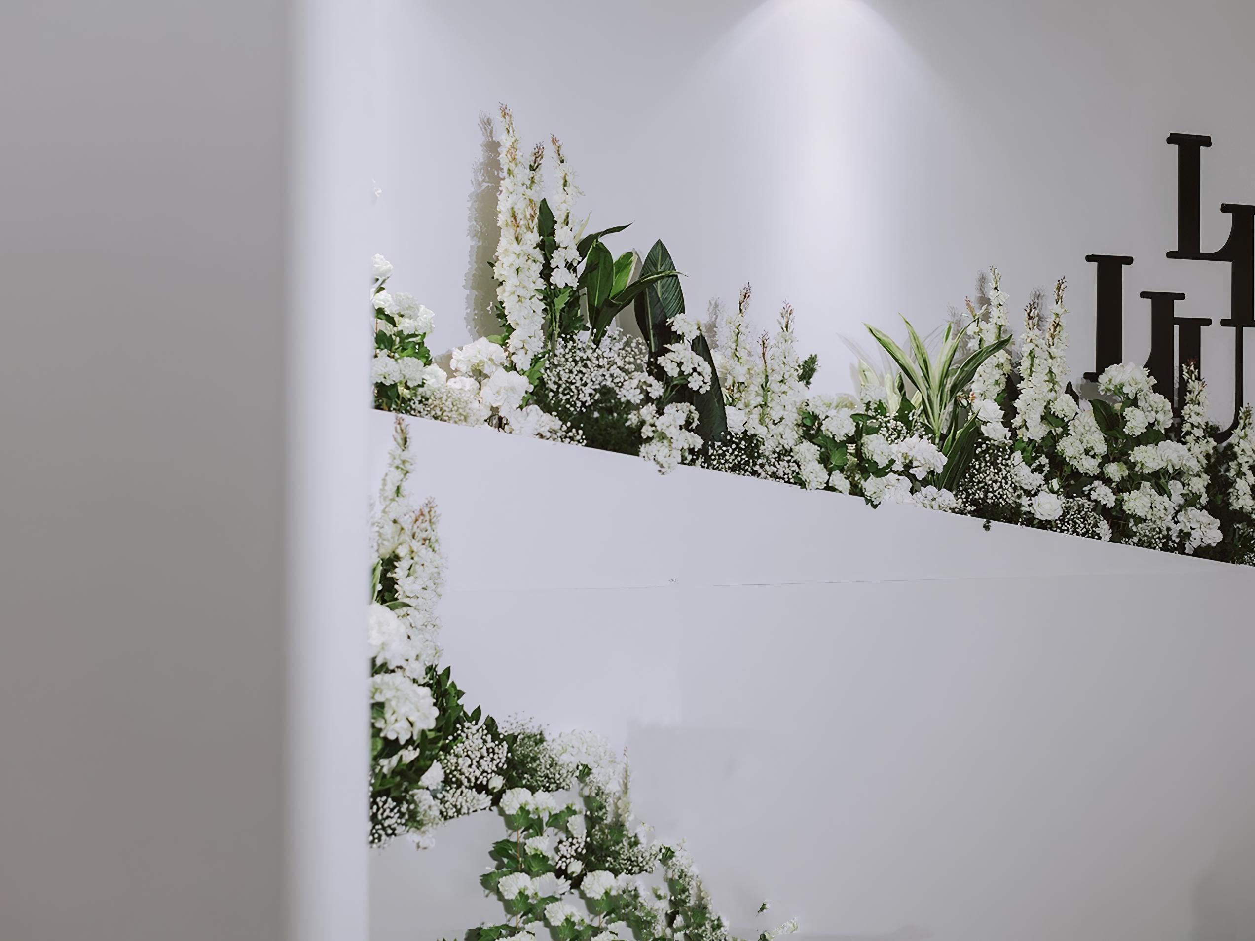 【屿霖婚策】白绿色系全鲜花韩式风