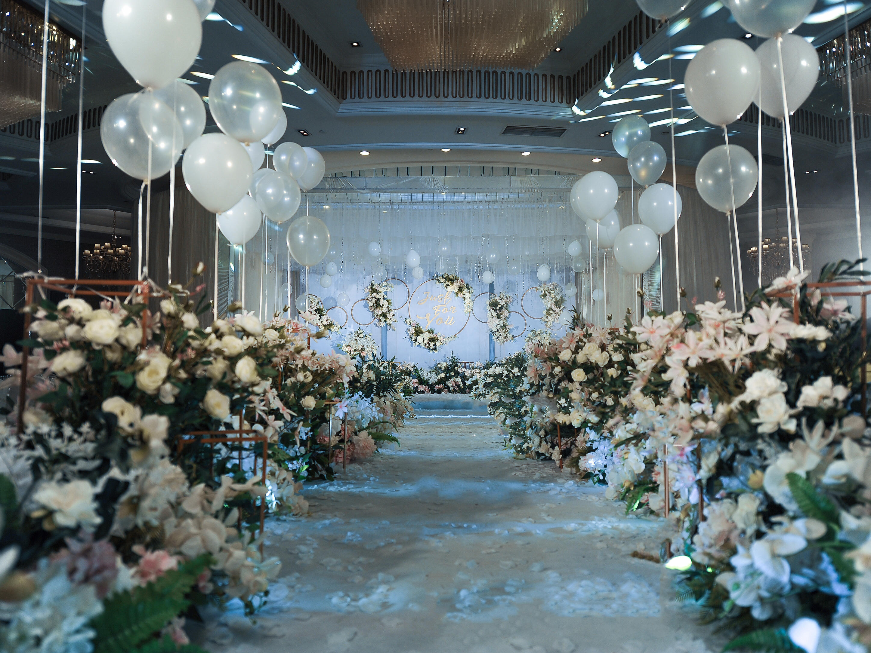 【久久高端婚会馆】2023轻奢蓝色梦幻婚礼