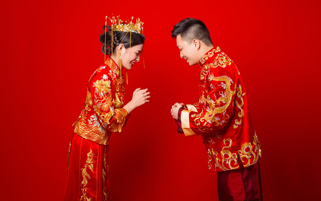 老年人婚纱照，结婚纪念照