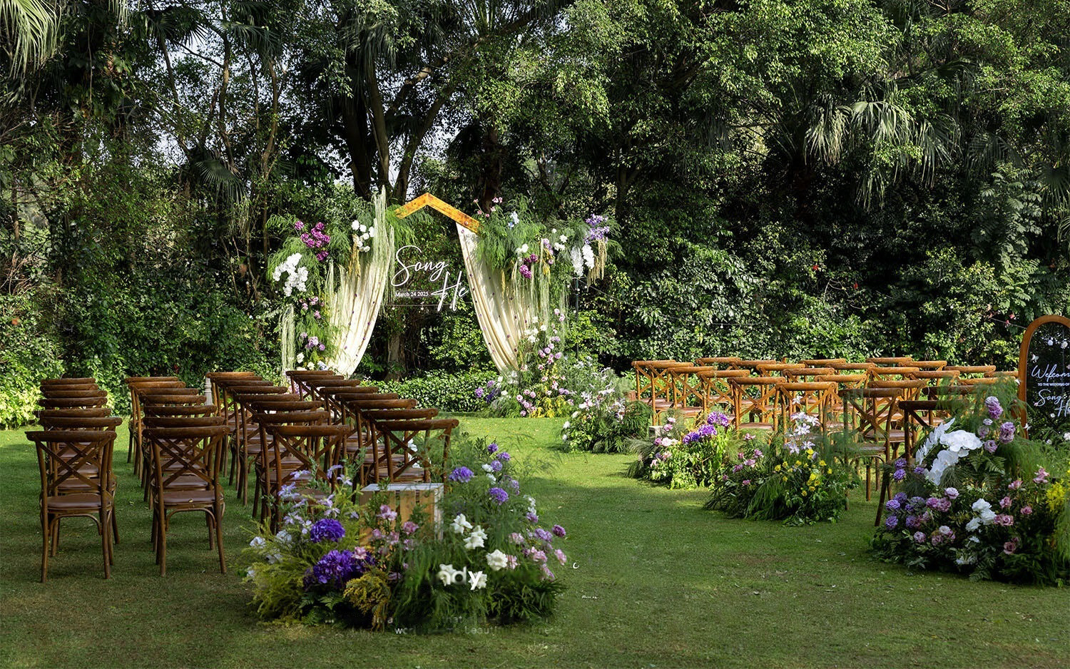 目的地戶外草坪婚禮