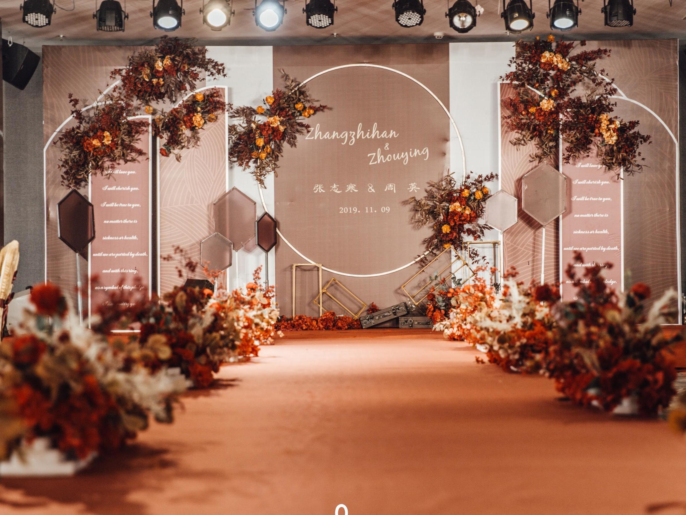 超值优选送2大金刚，再赠价值1888跟妆套餐