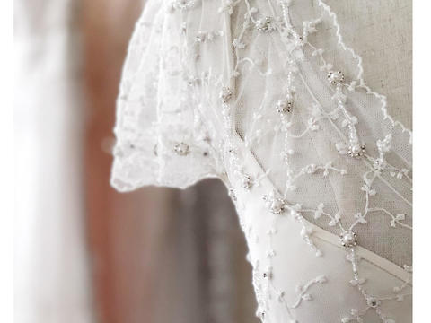 【雲上婚纱】进口品牌小型婚礼复古钉珠婚纱五件套