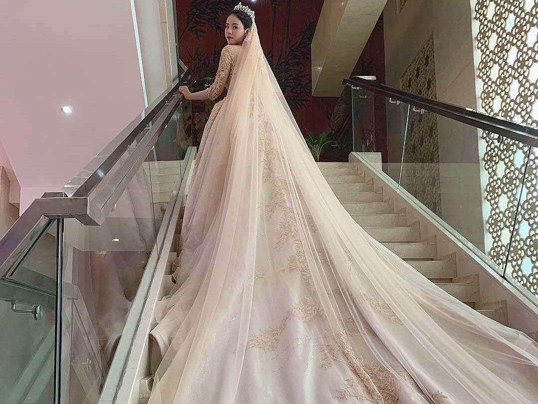 【初见嫁衣】婚纱礼服租赁3880套餐