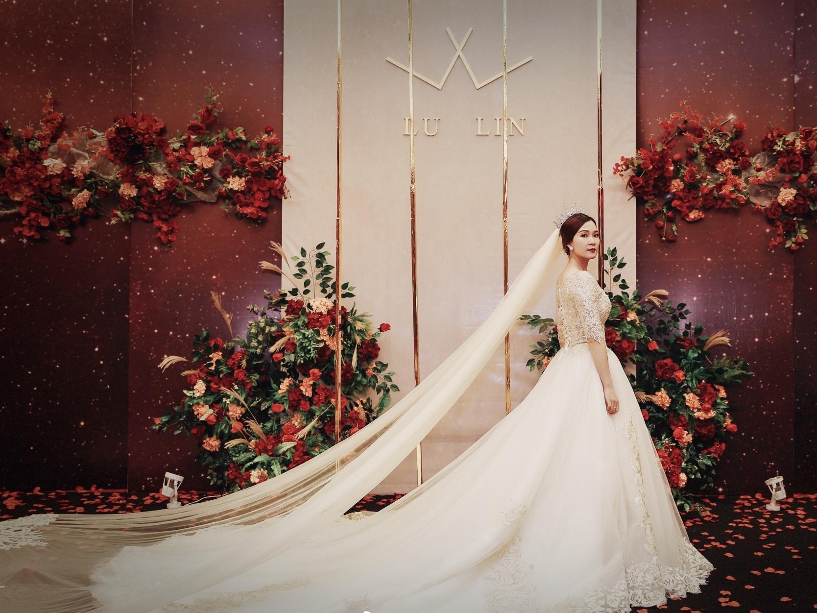 【超值套系】10件套礼服组合+资深化妆师跟妆