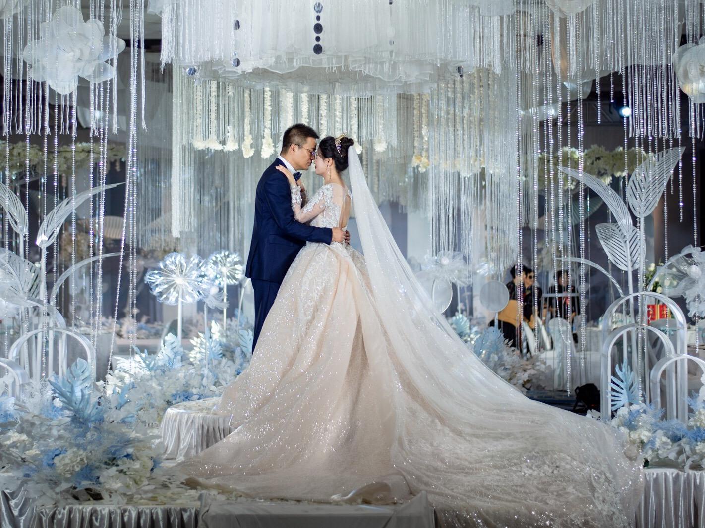 【年度热销套餐】首席档化妆师全程跟妆/轻奢套系