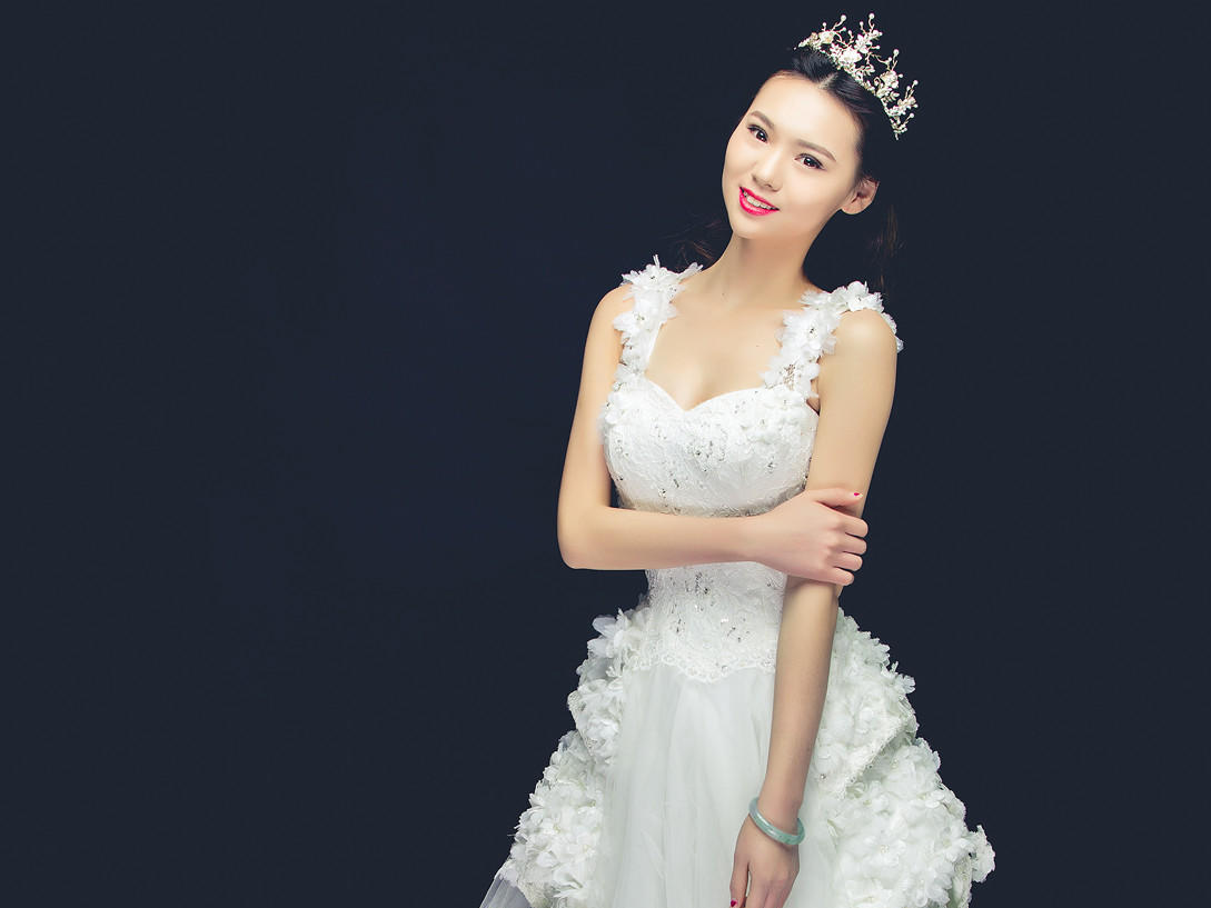轻奢梦幻公主婚纱系列套餐