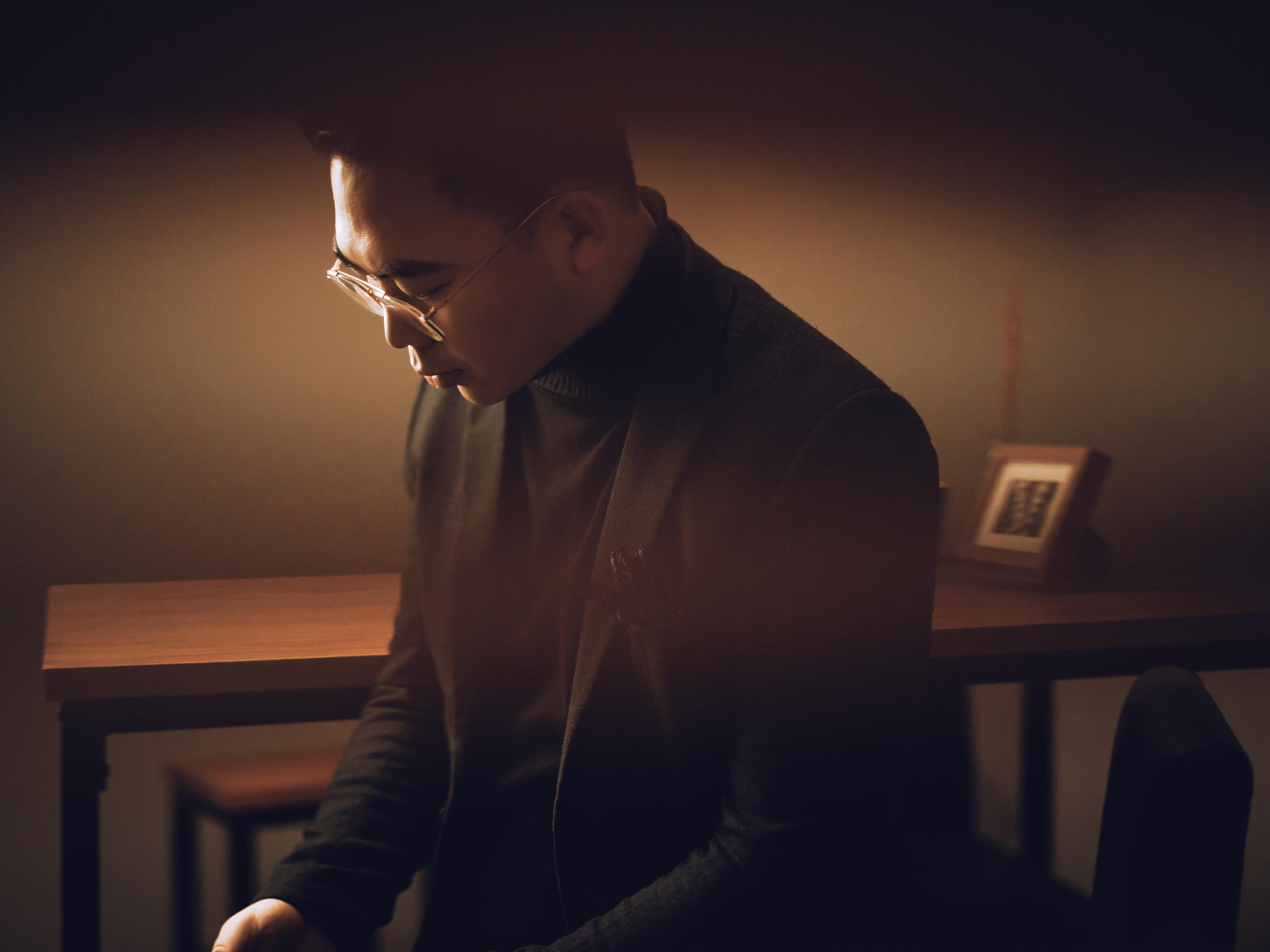 ELEVEN_俞超（有温度 / 不框架）