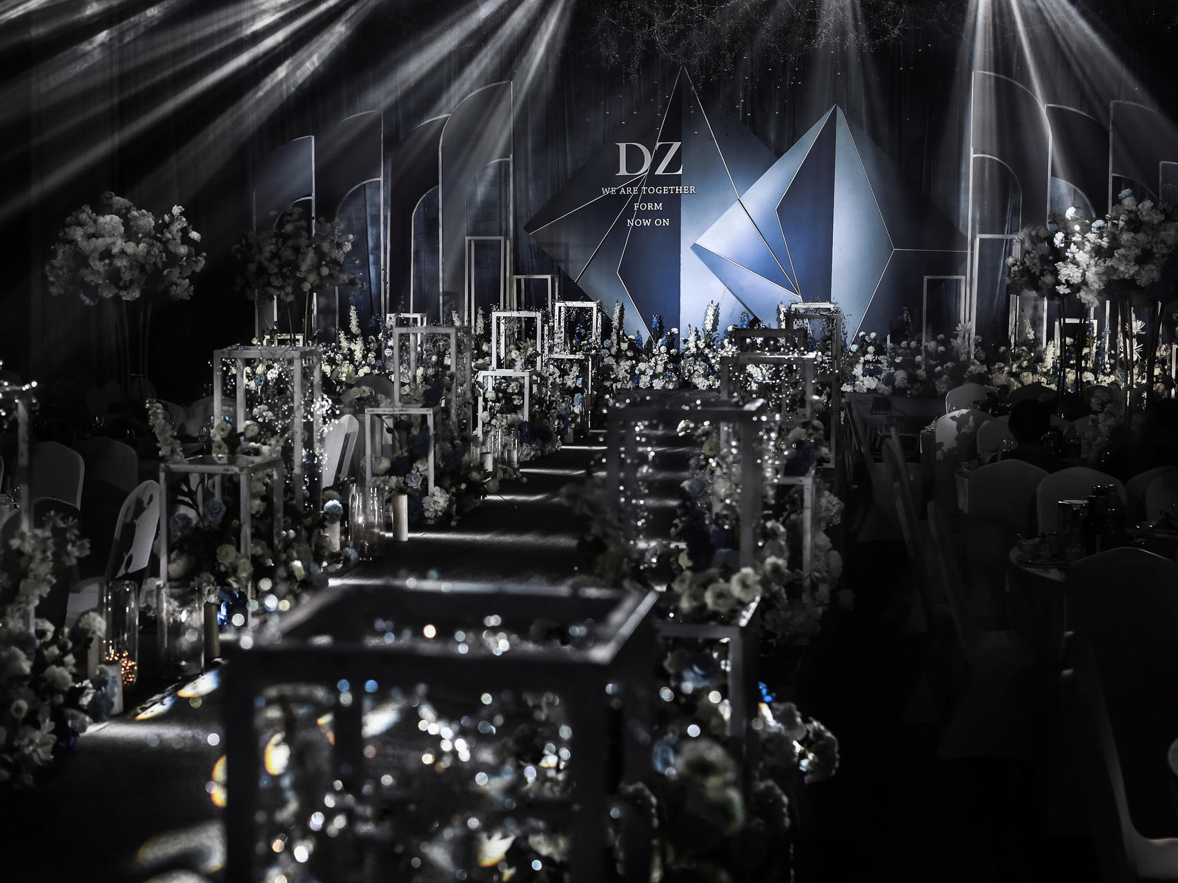 《轻奢灰 》      主题婚礼套餐