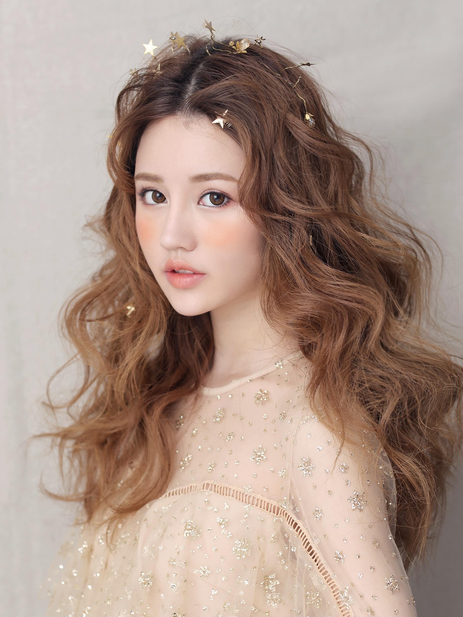 女神婚礼套餐 全套服装+全程跟妆