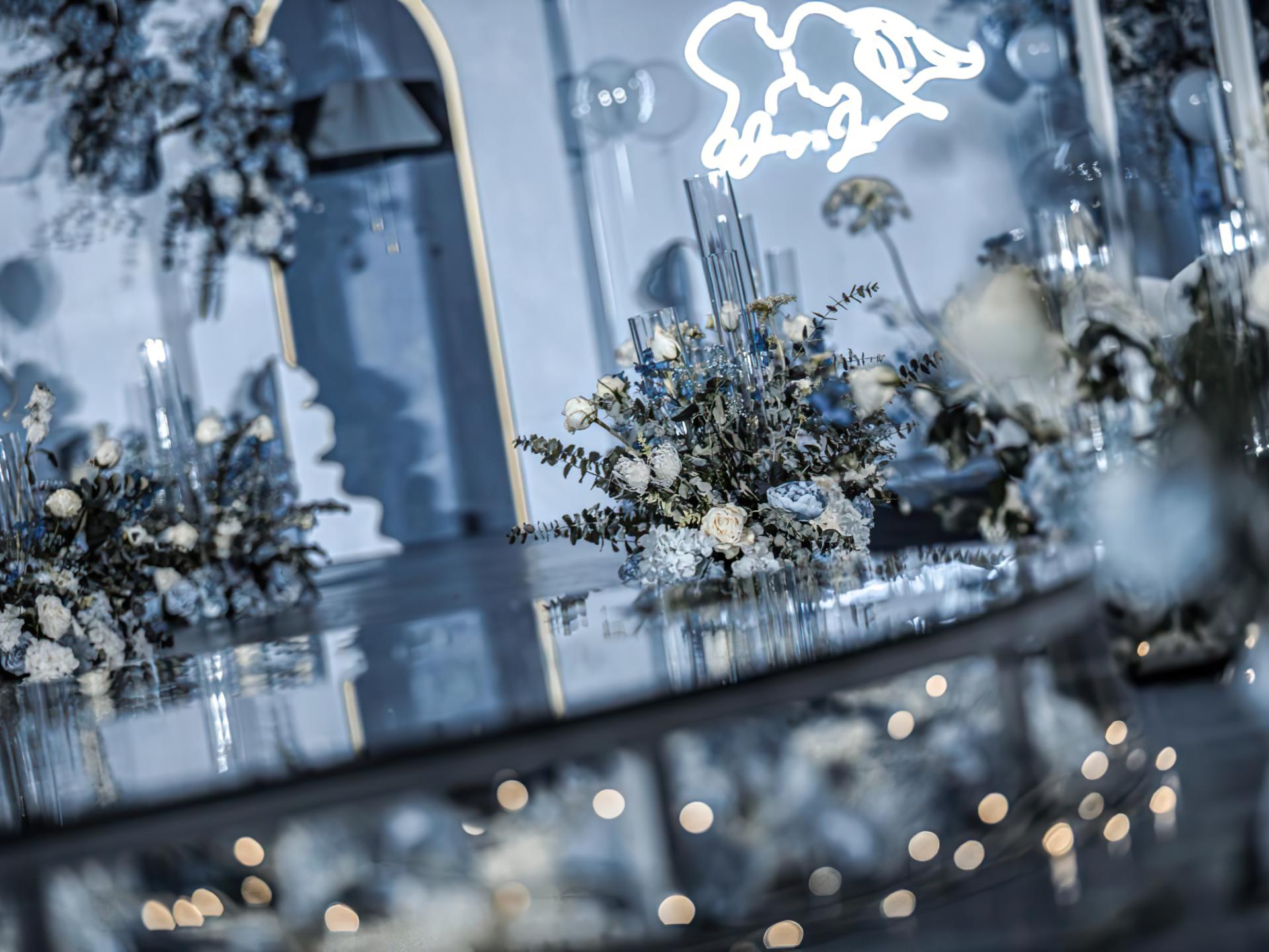 【诺言】#莫兰迪蓝色时尚婚礼#冰翎