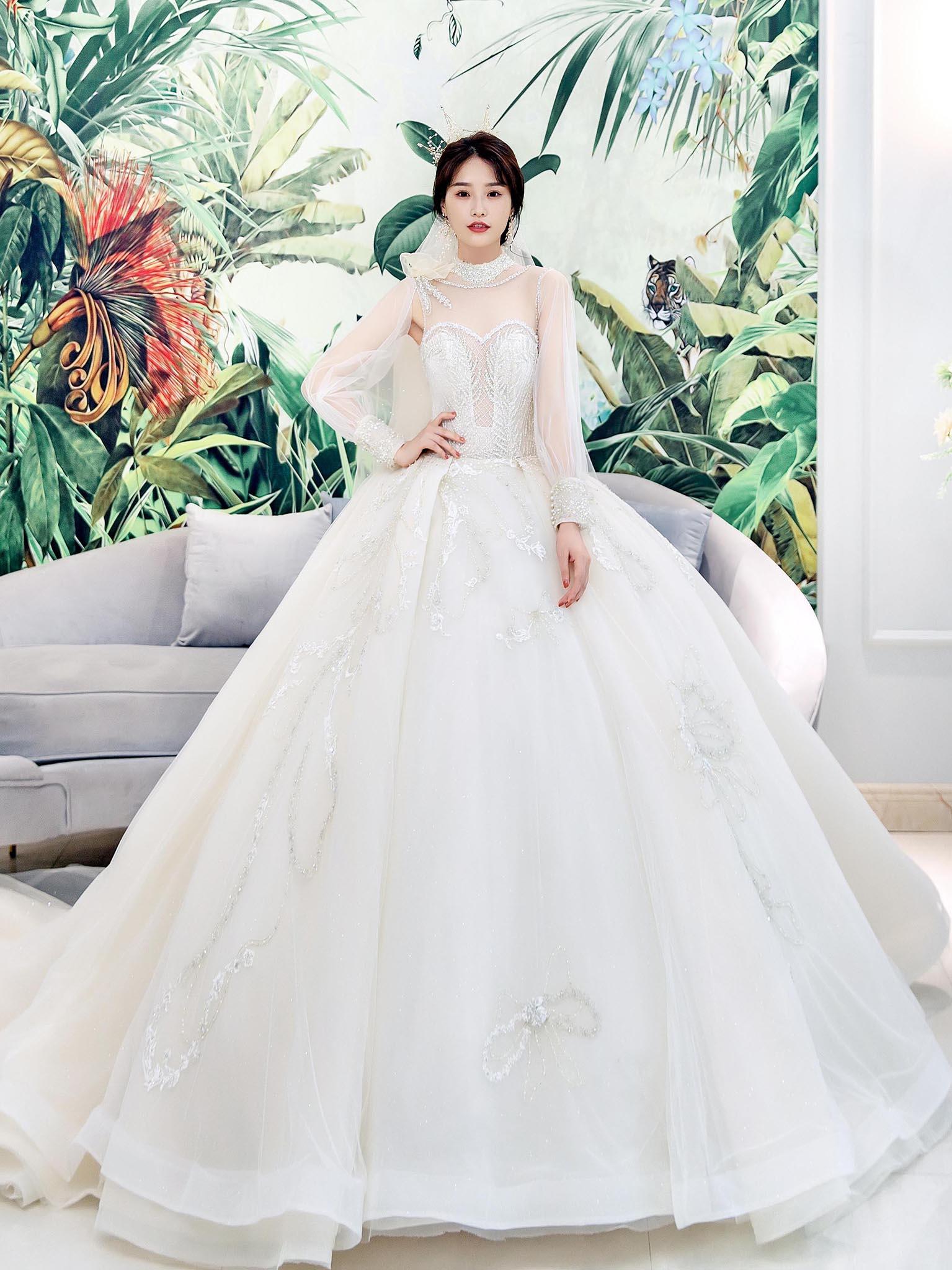 【新娘新郎超值全包套系】高级婚纱礼服西服租赁套餐