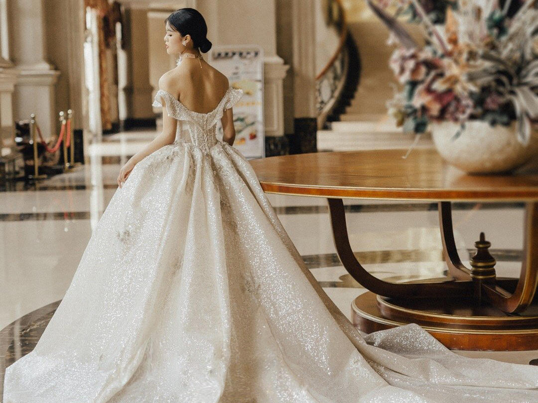 【达令】宫廷奢华婚纱套系8件套