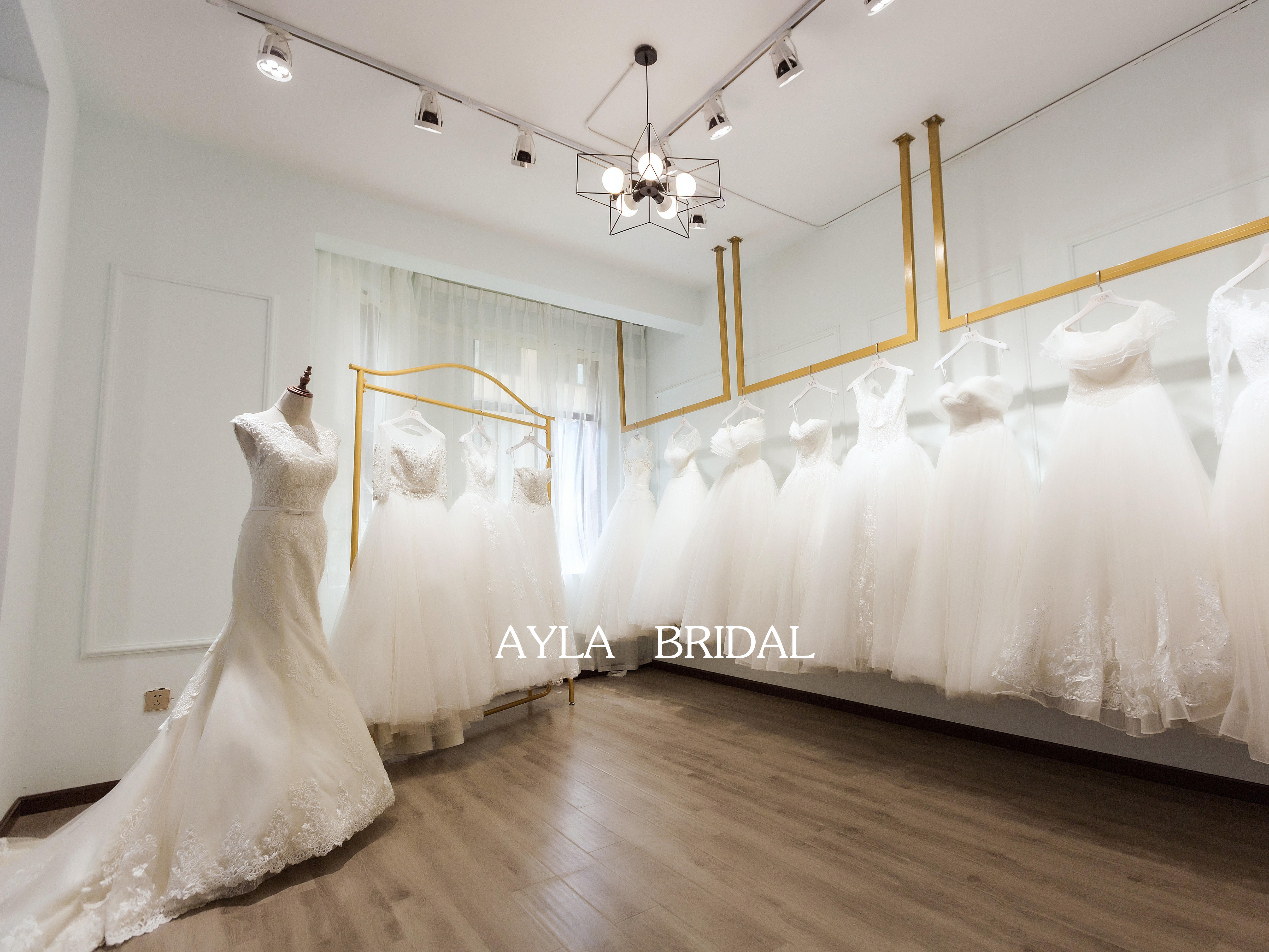 AYLA BRIDAL艾拉高端婚纱礼服馆