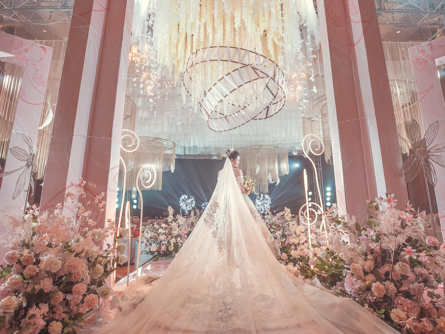 【薇薇新娘】定制小清新少女粉婚礼系列•咨询享壕礼