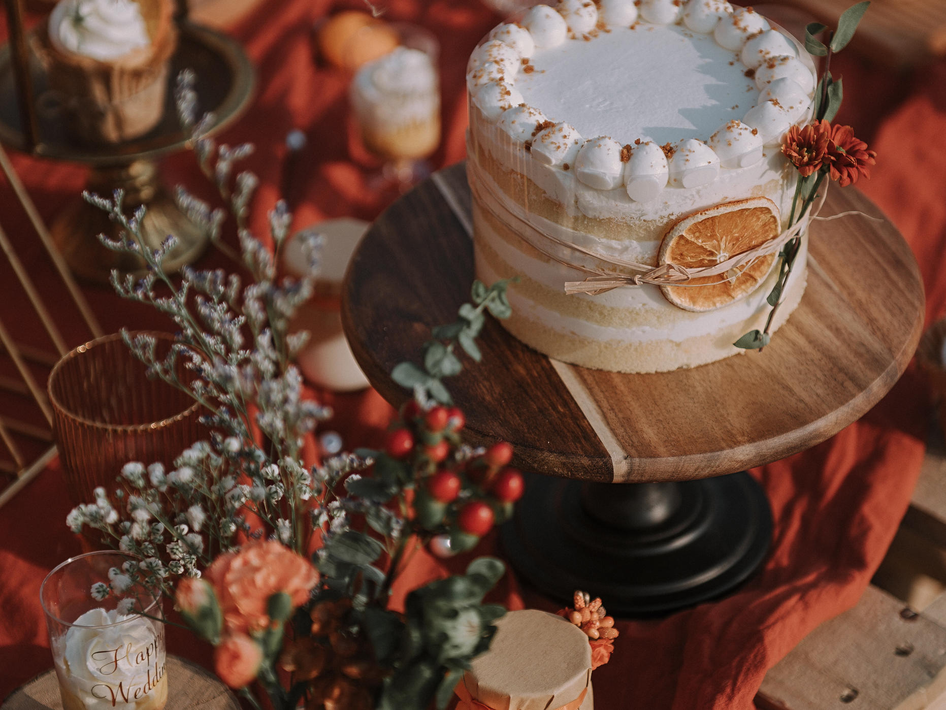 域婚礼丨乌镇露营地童话风婚礼