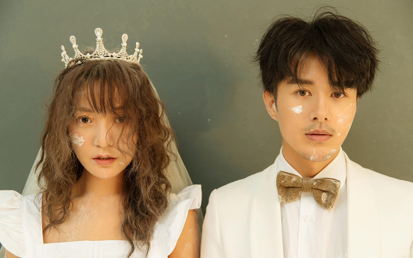 仅售4699元  人气网红婚纱摄影套餐