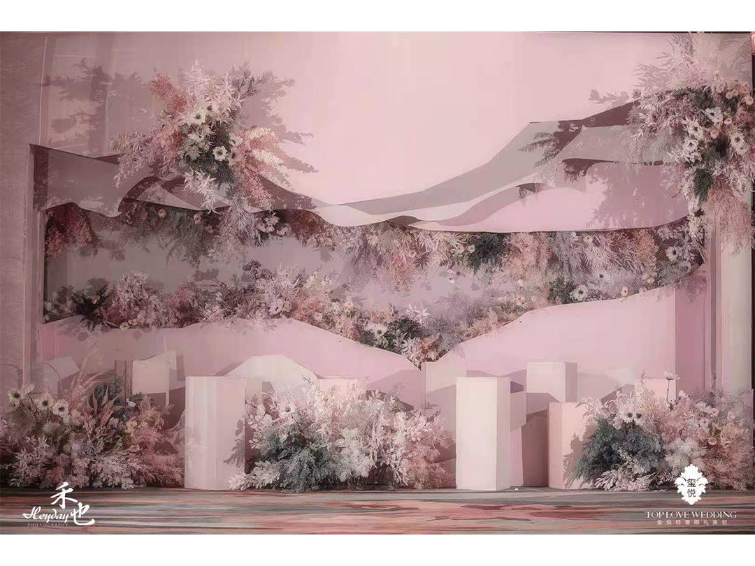 玺悦婚礼  粉色系云端花海设计效果满分