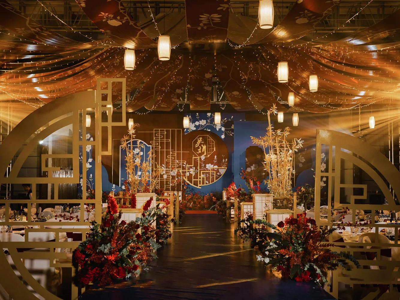 诺丁山婚礼-红蓝撞色新中式婚礼#国潮新中式#