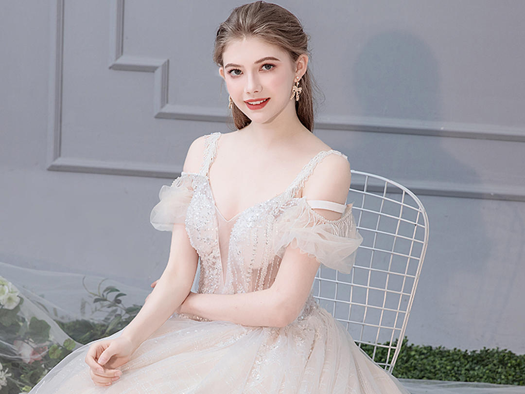 【阿兰婚纱馆】2019新款新娘森系婚纱赫本公主