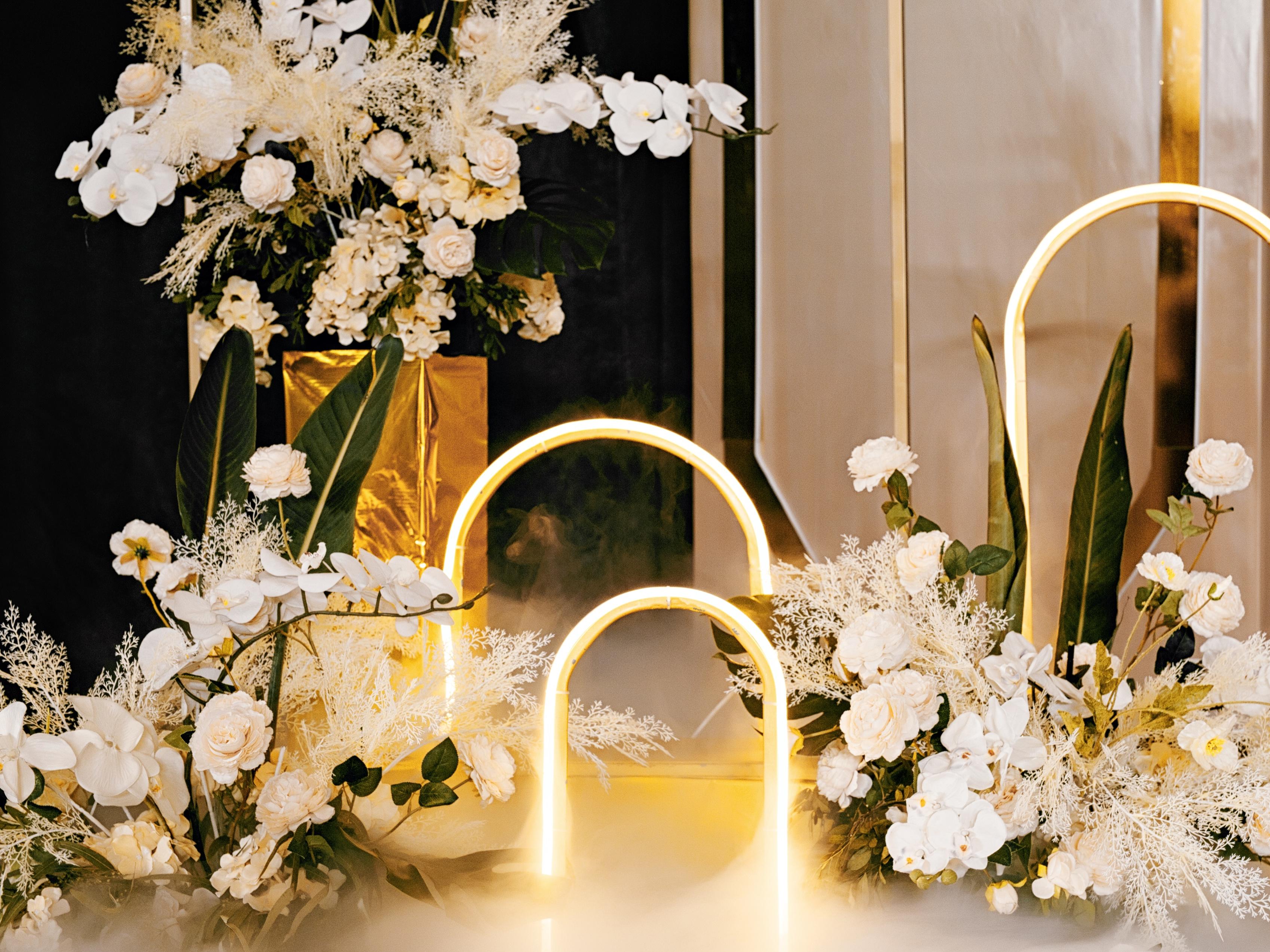 香槟色时尚轻奢婚礼-小规模婚礼