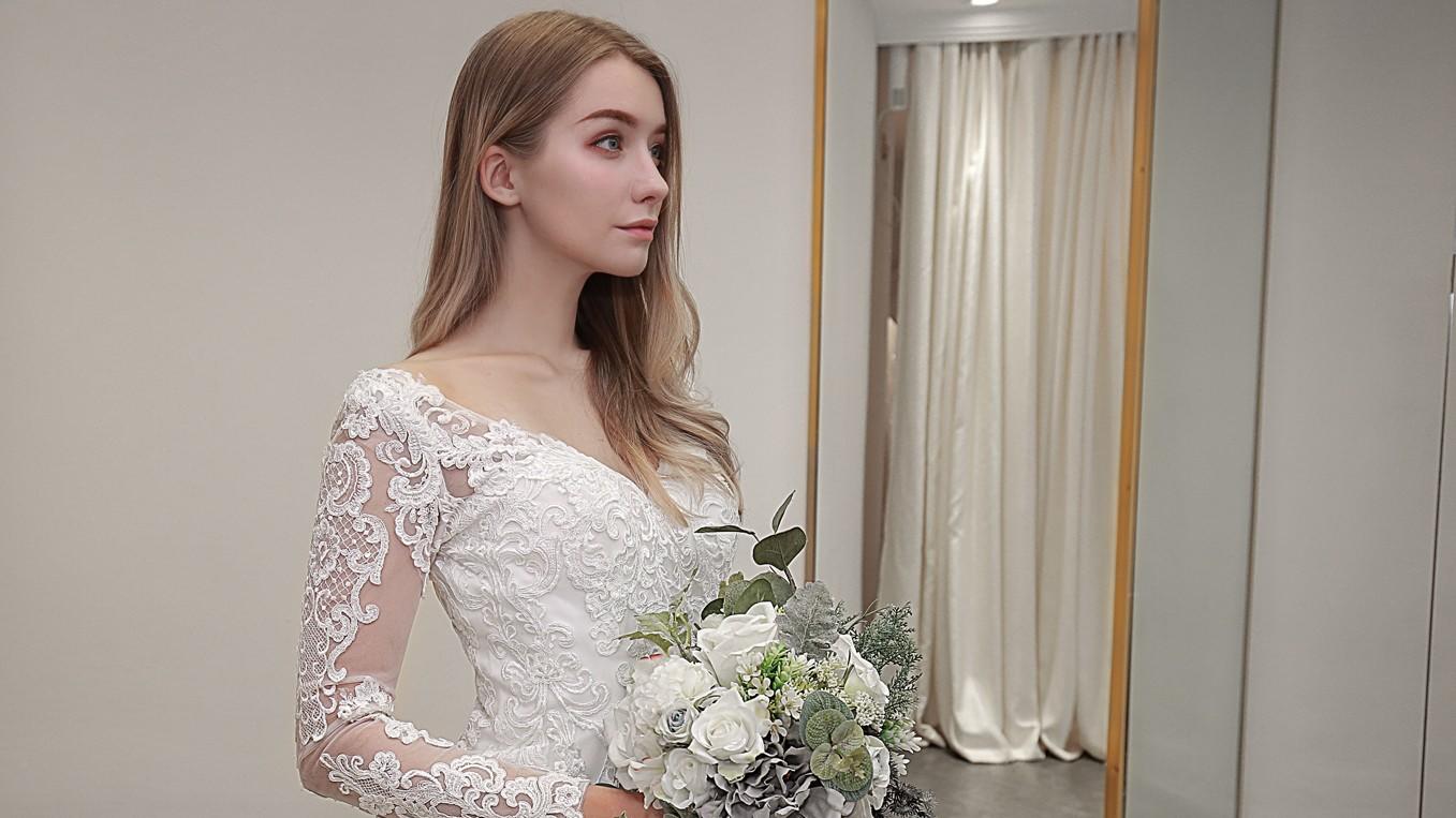 【高定套系】 国际名品婚纱+手绣中式+男士西装