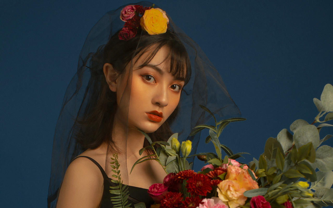 白驹与隙·轻奢个性单人婚纱