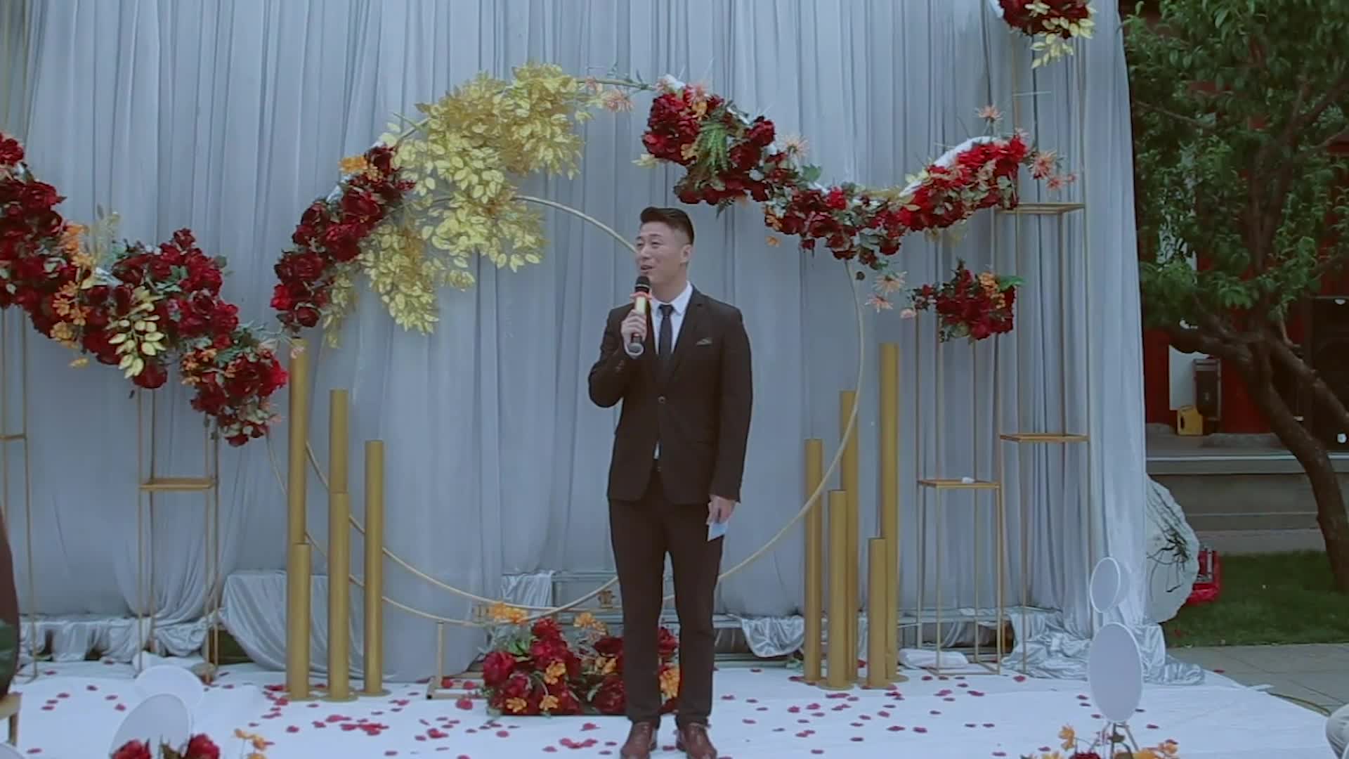 资深主持+ 专业流程策划+音乐执行