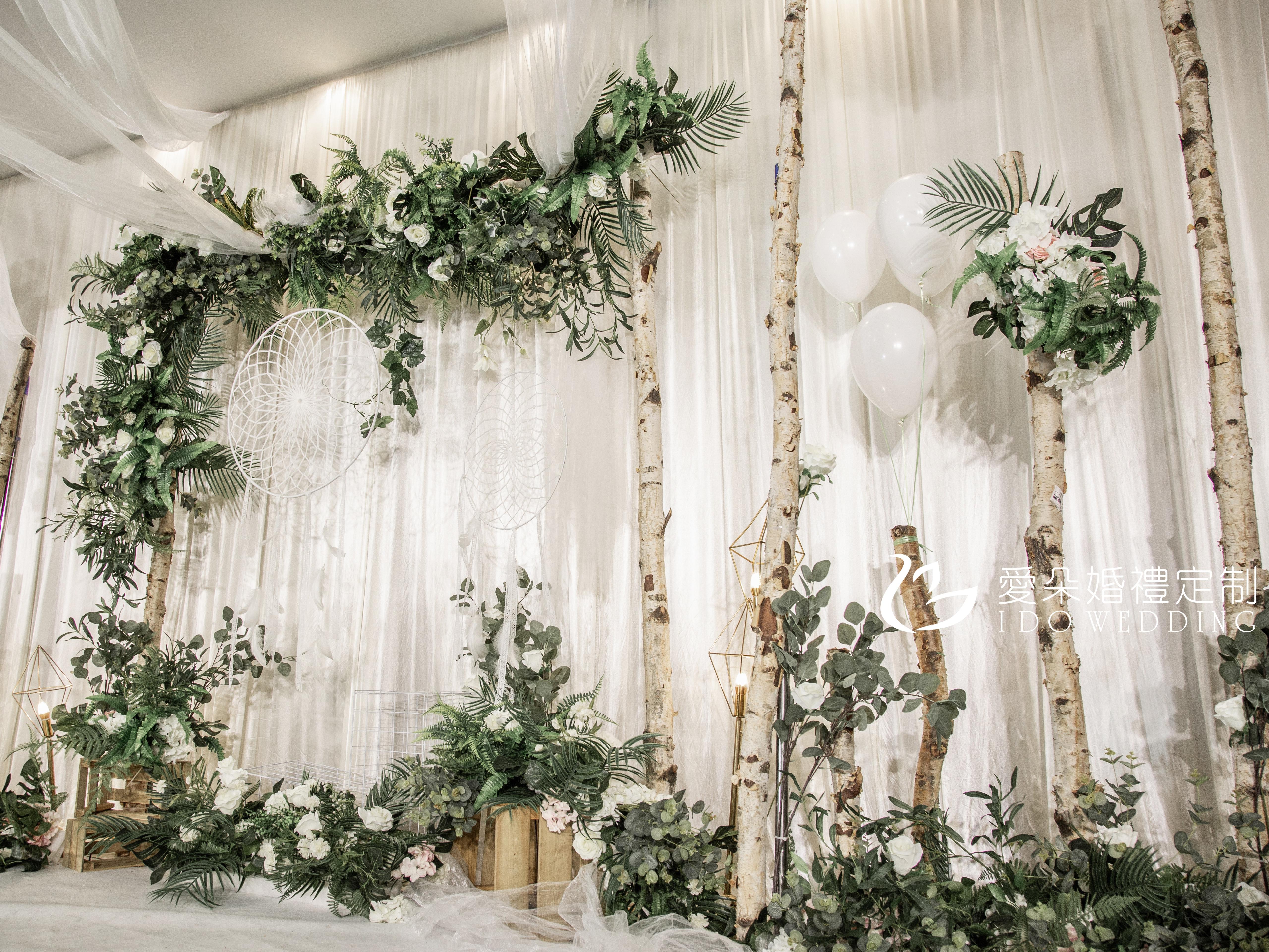 【爱朵高端婚礼定制】超清新婚礼—让爱回归自然