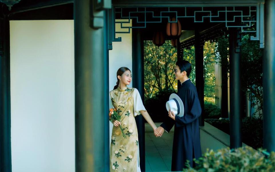 小众文艺的旗袍园林婚纱照｜温婉 素雅
