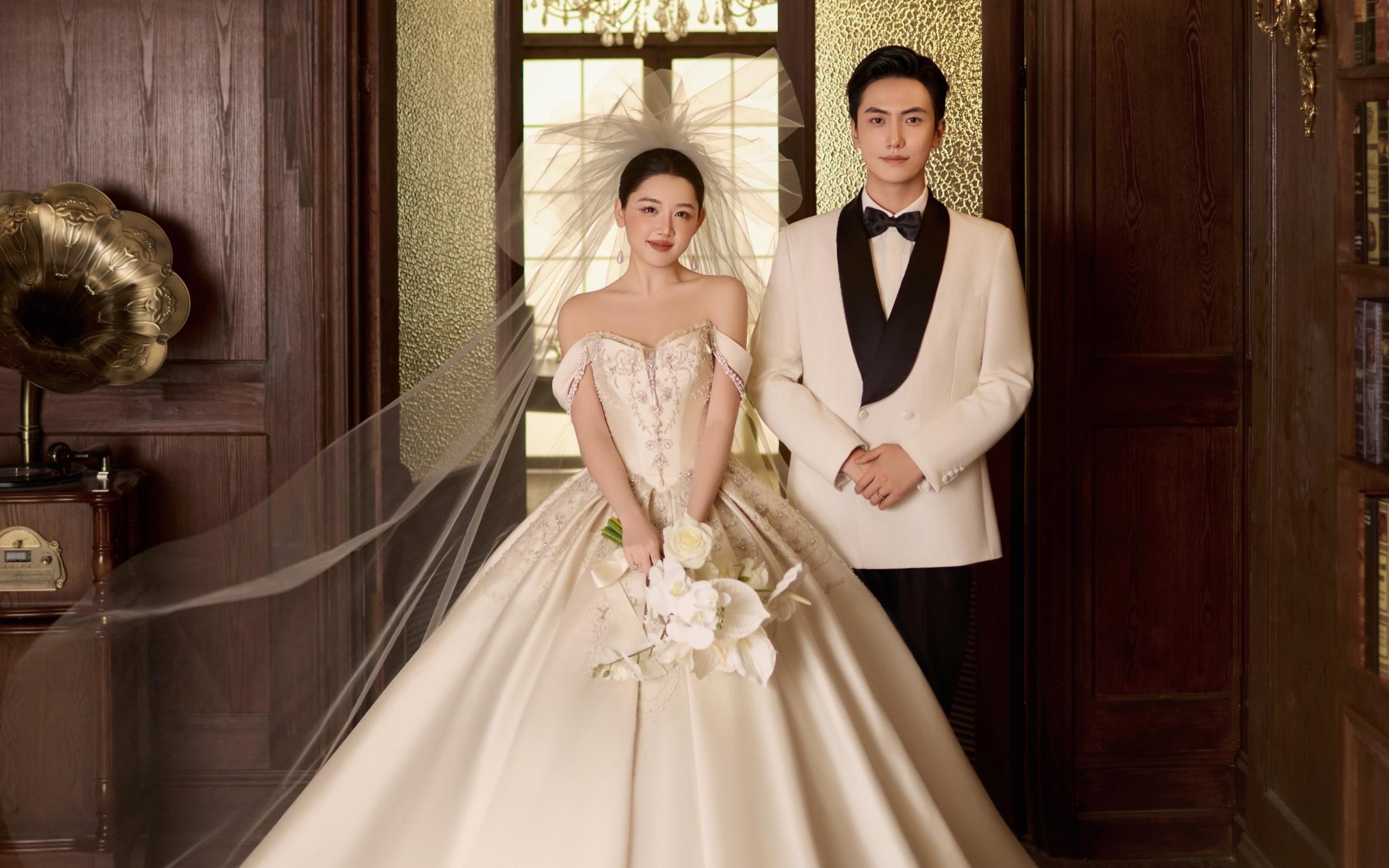 古堡婚紗照｜把少女的浪漫和經(jīng)典焊在身上