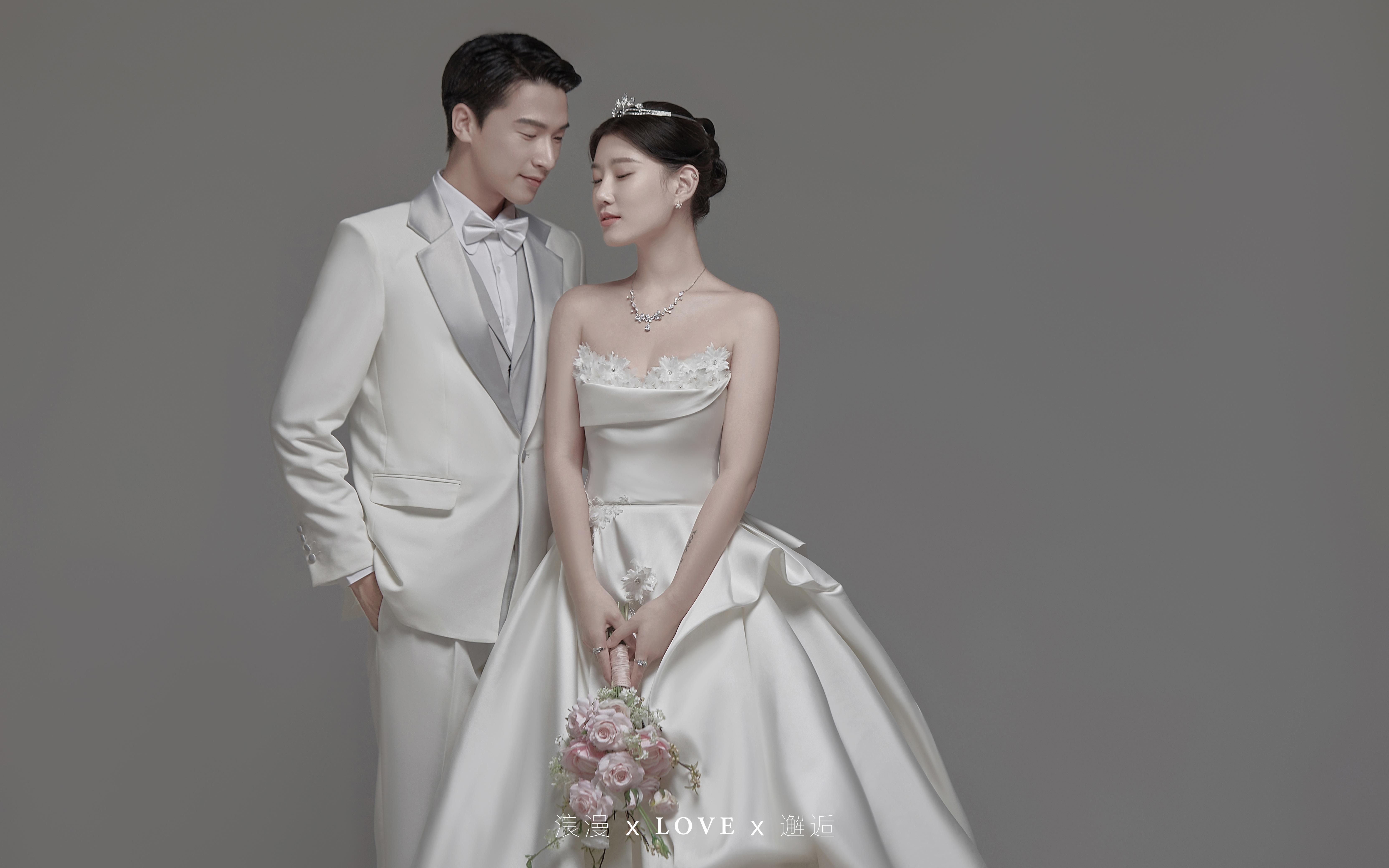 一眼心动极简室内白纱