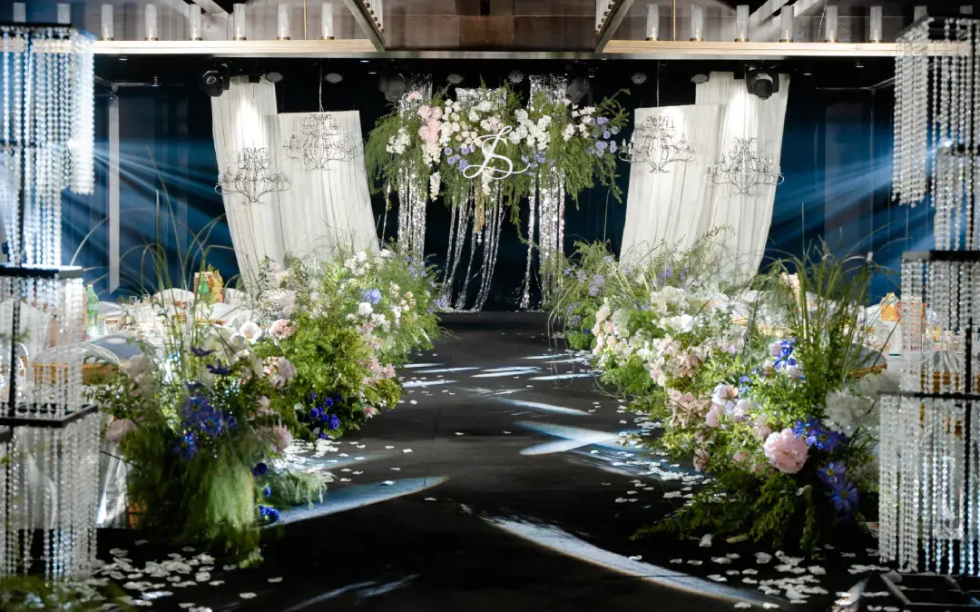 韩式白绿小清新布幔婚礼 